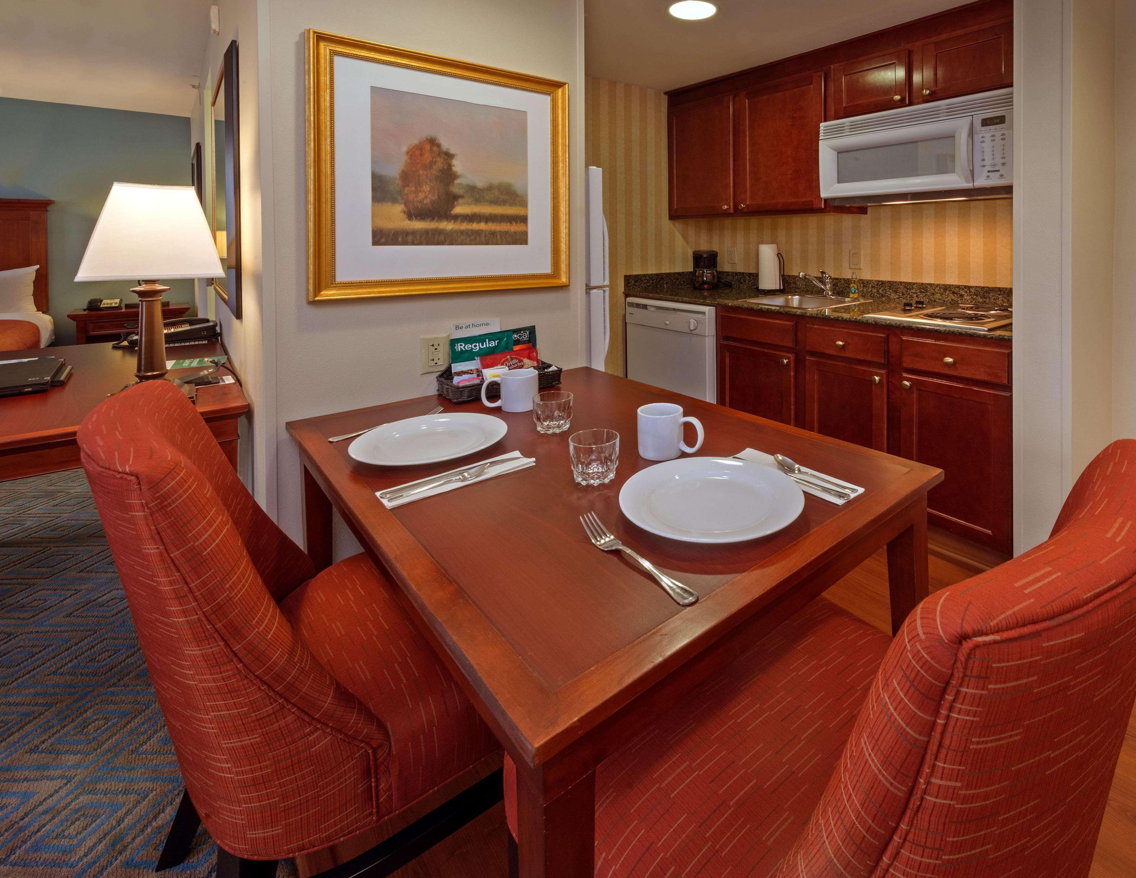Homewood Suites By Hilton Knoxville West At Turkey Creek Номер фото